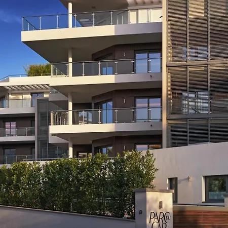 Luxury Garden 2br In The Development Of Cap D'antibes-juan Les Pins Apartamento